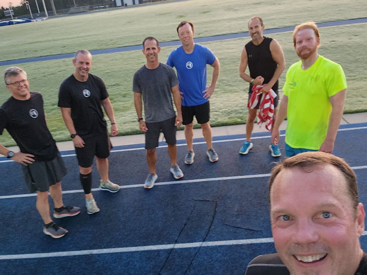 F3TheRoost's tweet image. 7 pax for a 3 year anniversary 👍🏼 and farewell Q 👎🏼 from @StevoWheato. We sure will miss you brother 👊🏼 @F3LakeMurray