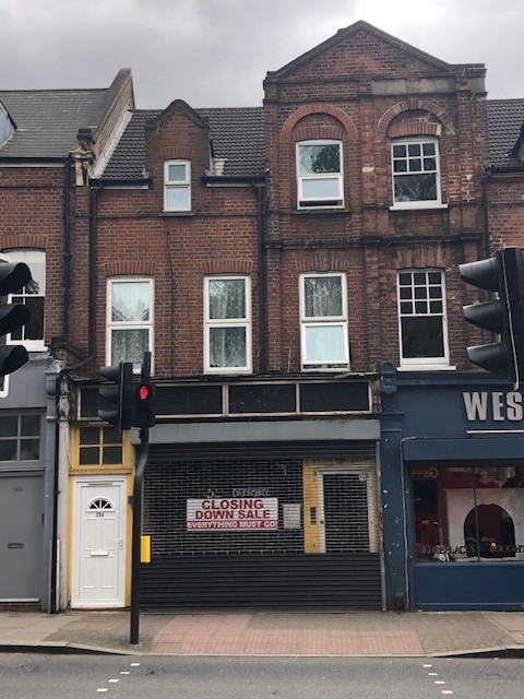 J_P_Commercial's tweet photo. FOR SALE FREEHOLD: 254 LEE HIGH ROAD, LEWISHAM, SE13 5PL
OF INTEREST TO INVESTORS/BUILDERS
SHOP &amp; BASEMENT + STABLES +
SELF-CONTAINED RESIDENTIAL 
APPROX. 1400 SQ FT
LOTS OF POTENTIAL TO UPGRADE
For info: https://t.co/gUBAScBFz8
#Lewisham #London #Freehold #Commercial #SE13 https://t.co/r7uutyBYqy