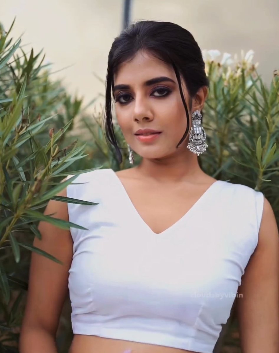 Powercut8's tweet photo. #lovetoday actress - Akshaya udayakumar https://t.co/sdPktMLtyX