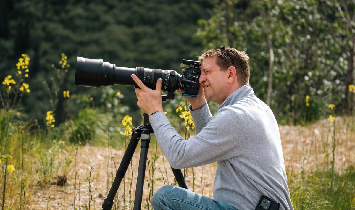 DenaliPhotoTour's tweet photo. What's your go-to zoom lens 📸 ? 

Some of our favorites: 
👉🏻 Sony - Alpha Universe 24-105mm F/4
👉🏻 Canon 70-200mm f/2.8 L Series

What's yours? https://t.co/HoPy8LM68a