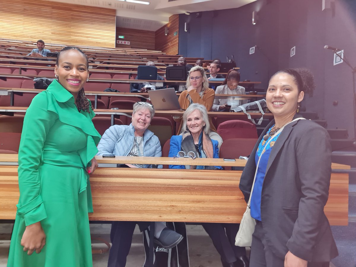 The great women of South African Surgery. Four dept Chairs and one Head of Unit/deputy chair. Ready to start the Surgical Registrar Symposium 2023.