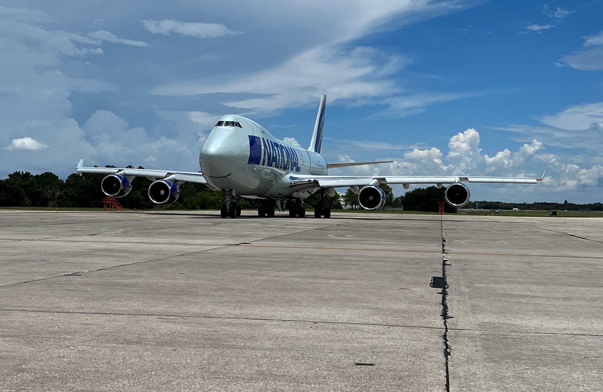 GoNationalAir's tweet photo. National Airlines N537CA aircraft completed her maiden mission adorn in the new livery. Our fleet of freighters and global teams welcome you to a new era of transportation to deliver cargo around the World. 
#WeDeliverTheWorld #GoNational #Charters #CargoCharters #N537CA #B747 https://t.co/vEadBH2oZB