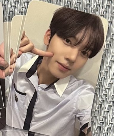 gcnwoo's tweet photo. YUJIN HANLIM UNIFORM🥺🥺 https://t.co/5PmObGuqwR