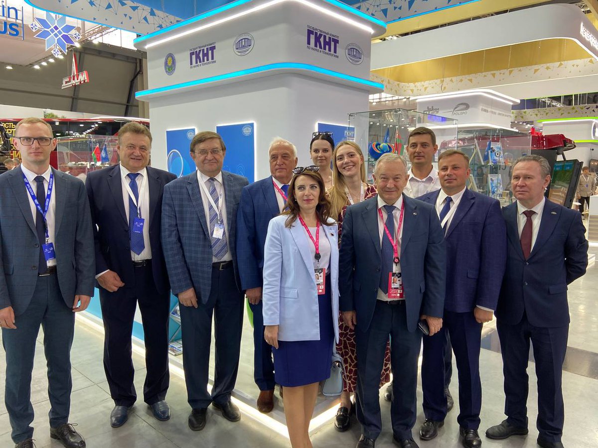 SCST_RB's tweet photo. В Екатеринбурге открылась Международная промышленная выставка «ИННОПРОМ-2023». ГКНТ представляет коллективный раздел белорусских научно-технических разработок

#ГКНТ #Беларусь #навука #наука #техника #тэхніка #Belarus #SCST #ДКНТ

https://t.co/mCi736W2lX https://t.co/LknSh74qDl