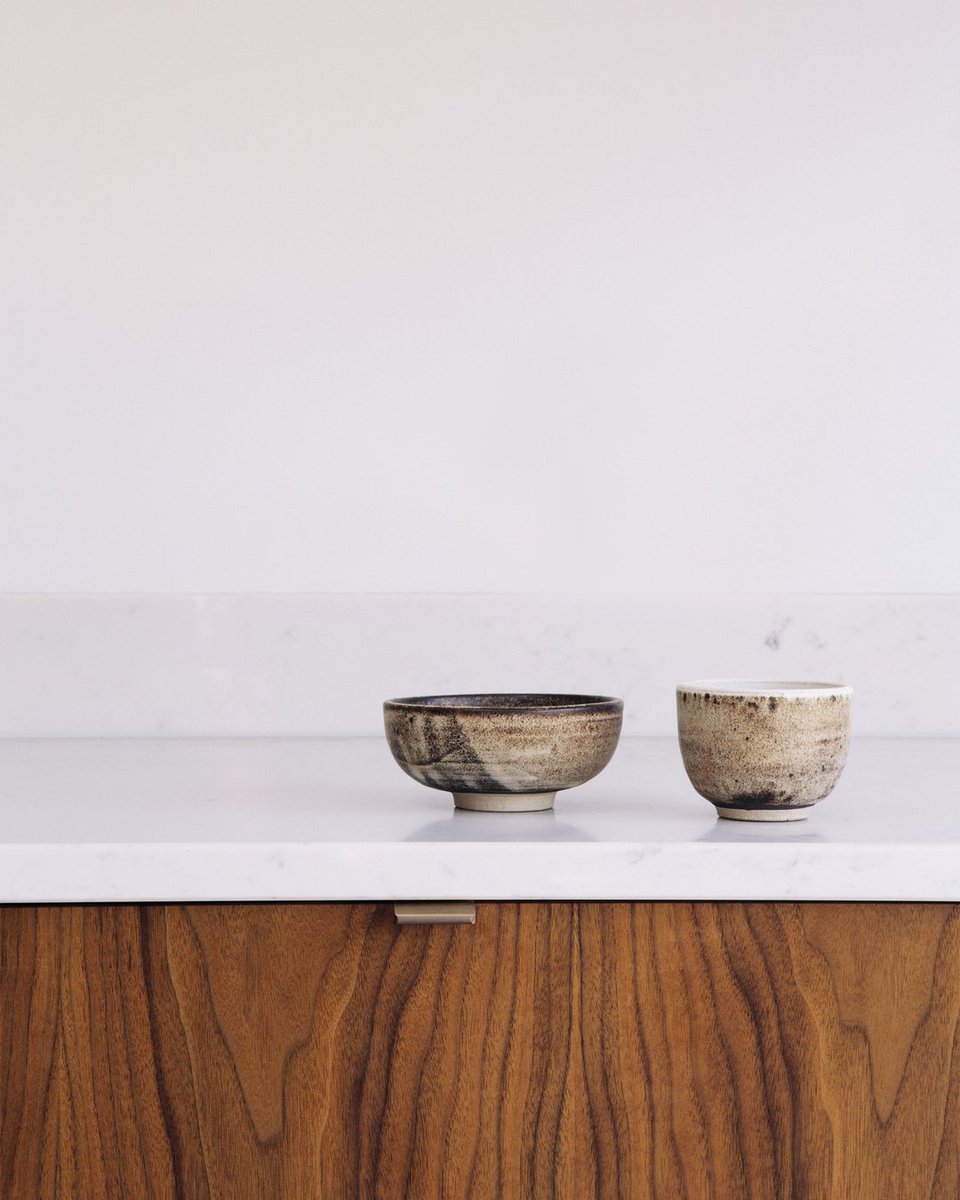 custom_fronts's tweet photo. Attention to detail matters. Our bespoke doors reflect our craftsmanship and dedication. We select premium materials for durability and add meticulous finishing touches. Create your dream kitchen with our eco-friendly plywood doors. #CustomDoors #Sustainability https://t.co/JpaiqES8RV