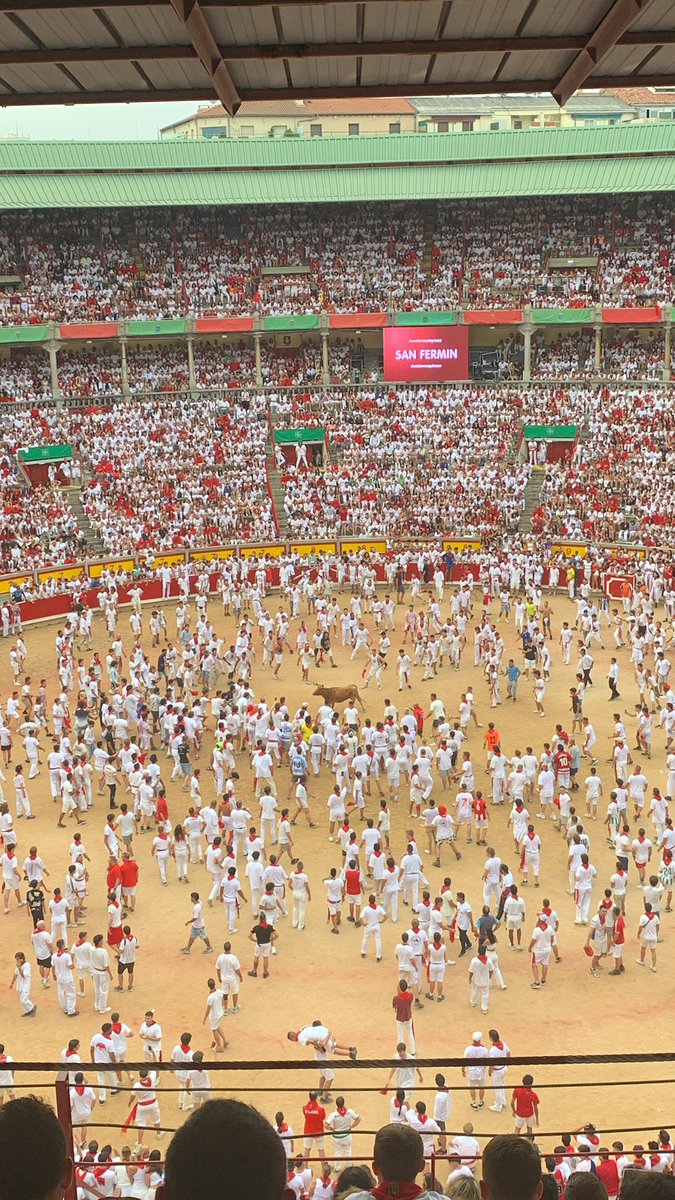 Alvaro_BlancoP's tweet photo. San Fermines 2023 #GiraMas1 https://t.co/Phxbn2JyM7