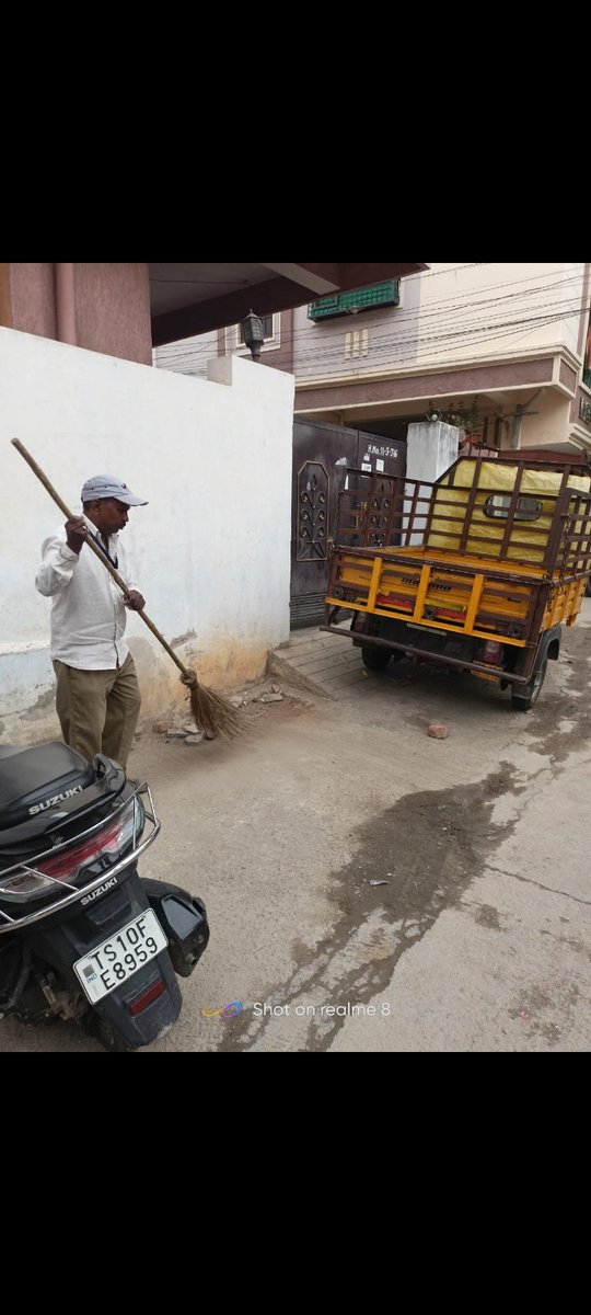 EsYamuna's tweet photo. @Mohamme20637020 @kcr @KTRBRS @GHMCOnline @TPadmaRao @hema_samala Sir/Madam Complaint cleared.. Sorry for the inconvenience tnq.. https://t.co/yZJmF73ul8