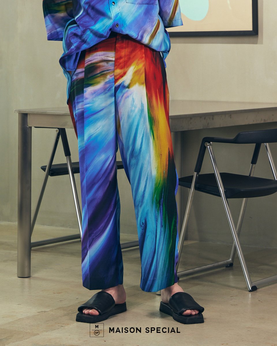 MAISONSPECIAL's tweet photo. 【NEW ARRIVAL】
ideas and PAINTINGアイデアズアンドペインティング アブストラクト1タックワイドパンツ

物と空間にペインティングを施し、アートピースへと創造するデザインチームideas and PAINTINGとのコラボレーションアイテム。

▼詳しくはこちらから
https://t.co/uX3NJMKCCR

#maisonspecial https://t.co/cpIj9UKeod