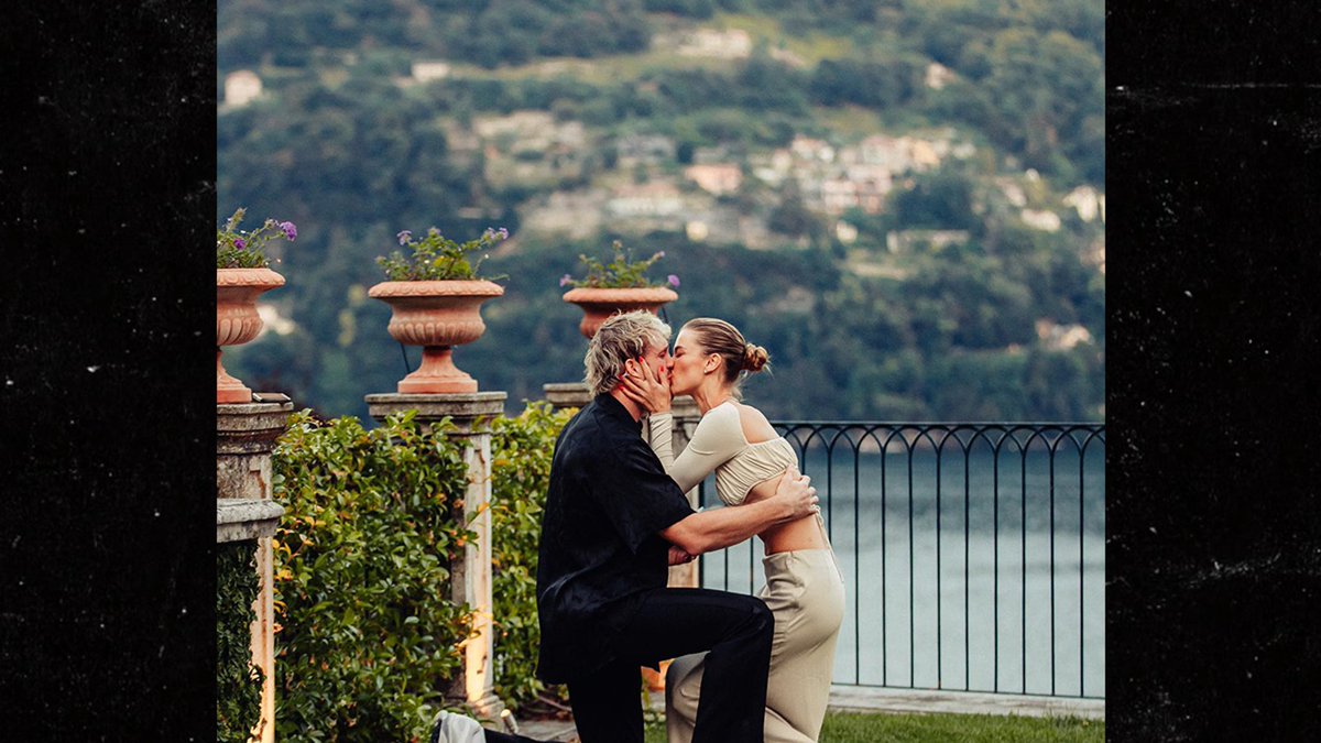💍😭 Logan Paul's emotional marriage proposal to Nina Agdal had us all in tears! Wishing them a lifetime of love and happiness together. 💑💕 #LoganPaul #NinaAgdal #EmotionalProposal
