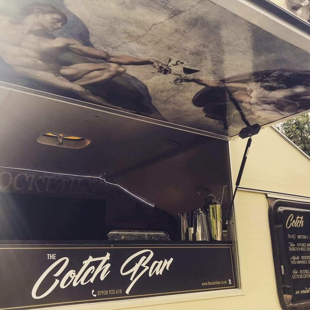 TheEnglishCarav's tweet photo. On This Day 2017..
Lovely memories working with the @thecotchbar team.
#caravanbar #bar #onthisday https://t.co/2wlImE7oM4