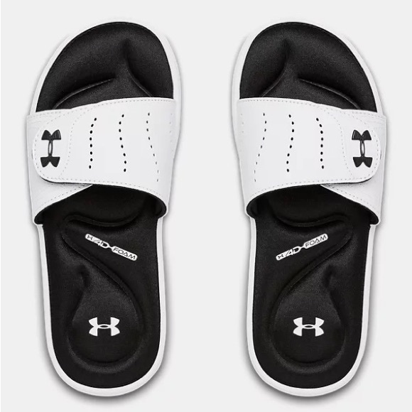 Tiffany05192883's tweet photo. So good I had to share! Check out all the items I'm loving on @Poshmarkapp from @SneakerHype2x #poshmark #fashion #style #shopmycloset #mele #underarmour #freepeople: https://t.co/vUaGuStmB9 https://t.co/lISkxMo2U3