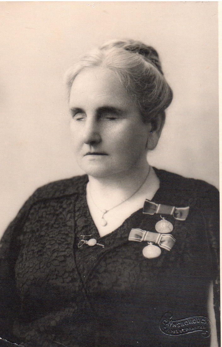 HerPlaceMuseum's tweet photo. Find Her - Tilly Aston 1863 – 1947
Blind Author, Teacher and Founder of the Victorian Association of Braille Writers. #findingher #womenshistory https://t.co/5sVzuQvNVH https://t.co/StBmgqCON9