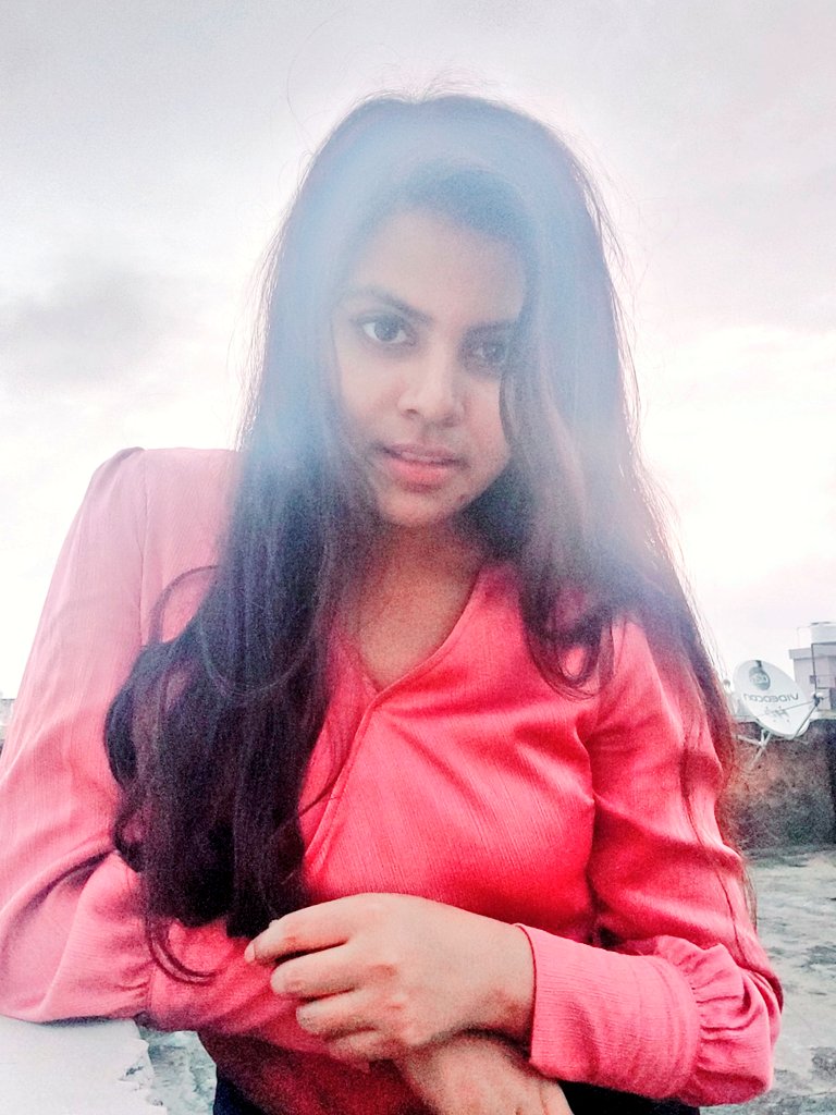 ANKITA811992's tweet photo. Ae jehre zulfaan ...
zulfaan de jaal mere
Udd jande hosh tere 😉 https://t.co/ptiKlPFnp9