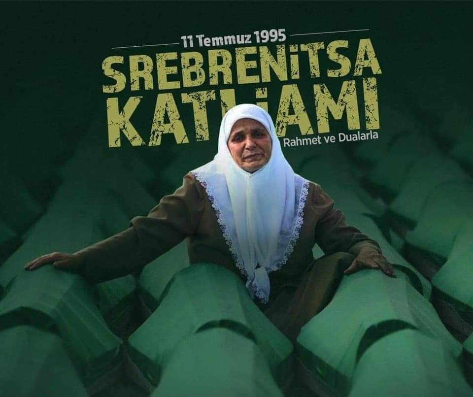“Ne yaparsanız yapın, soykırımı unutmayın. Çünkü unutulan soykırım tekrarlanır." 
Aliya İzzetbegoviç

Unutmadık, unutturmayacağız.
Tüm dünyanın gözü önünde #Srebrenitsa'da katledilen Boşnak kardeşlerimizi şehadetlerinin yıl dönümünde rahmet ve dualarla anıyoruz.