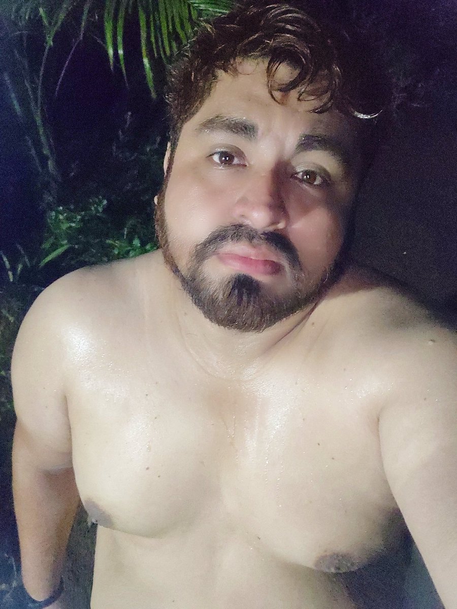 dr_ricardez1's tweet photo. Ay no... No puedo dormir... Es lo malo de tomar siestas.. si uno en los 30s ya no está para esas cosas...
#30 #Insomnio #estamosviejos https://t.co/y1UNgWzoWI