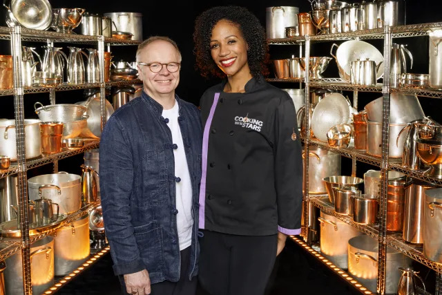 Don't miss me and my celeb @Jason__Watkins on #cookingwiththestars tonight on @ITV at 9pm. He's cooking and I can't wait to see it all!!! ❤️❤️❤️