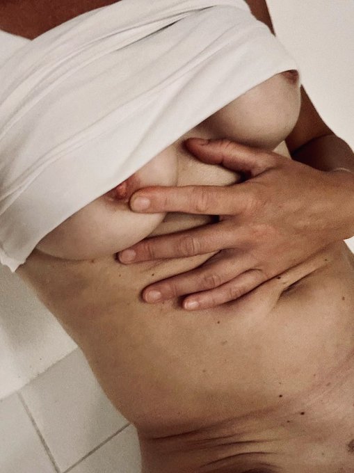 Godmorgon ❤️ https://t.co/DOUdCKt1Yz