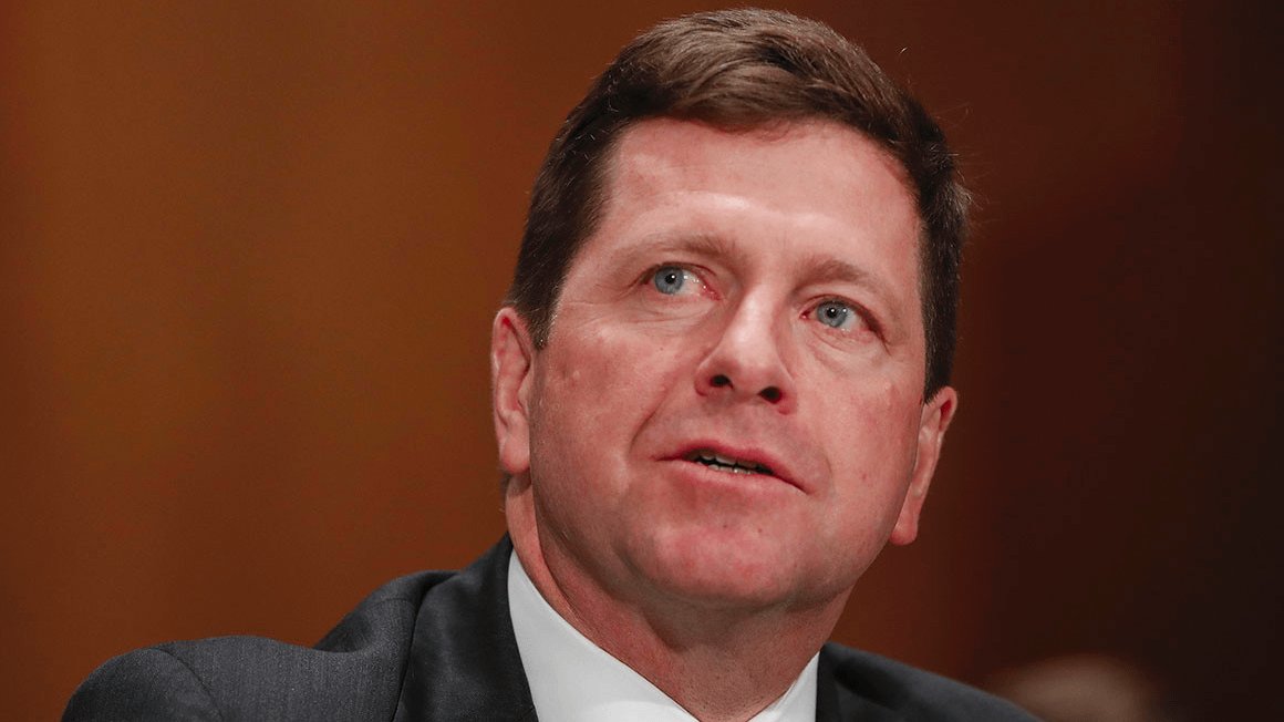coingecko's tweet photo. NEWS: Former SEC Chairman, Jay Clayton, suggests that the #Bitcoin ETF could be approved, citing that "regulators would find it “hard to resist” approving it if such a product performs the same functions as a futures one".

📰: https://t.co/iJVTndtwvR https://t.co/TOqhv1CK8e