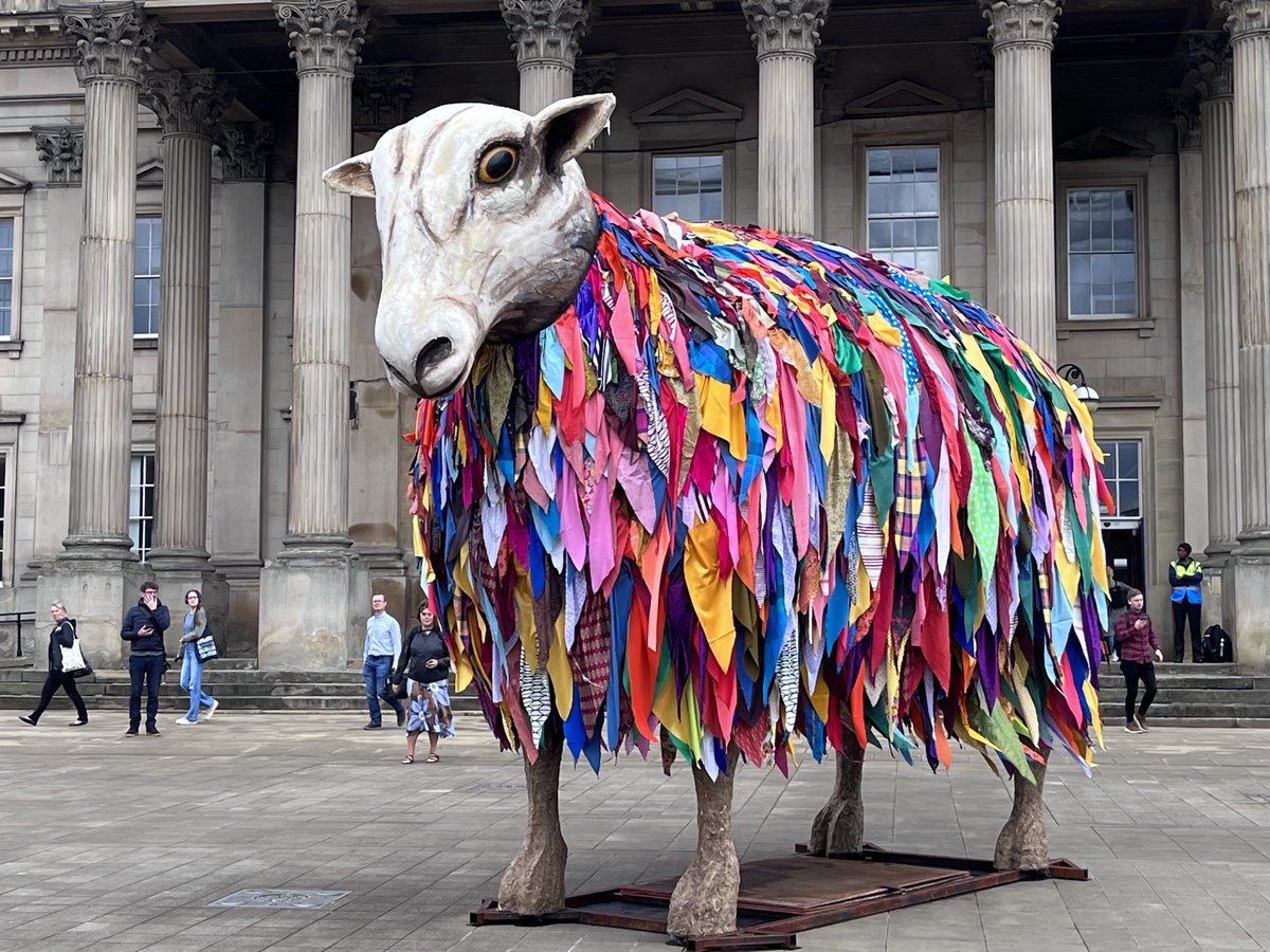 New arrival at Huddersfield station ⁦<a href="/jane_curiotopia/">Jane Gaffikin</a>⁩