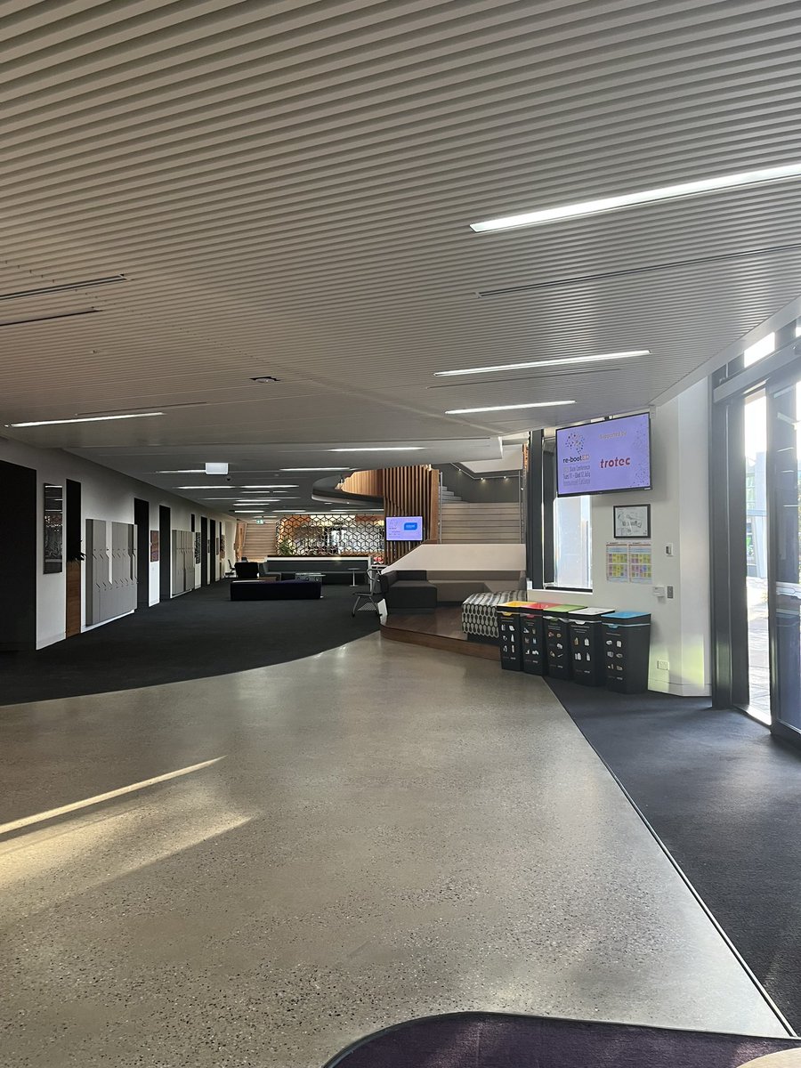 EdTechSA's tweet image. End of a very successful and brilliant first day! 
Thank you to everyone who came, presented and supported us! You are part of our #EdTechSA family 🌻
See you tomorrow for day 2 😊 #EdTechSA23