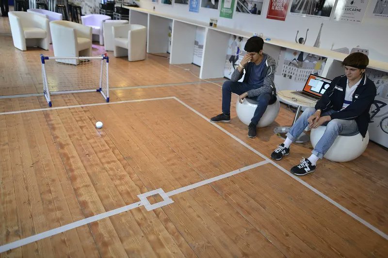 Un match de #foot grâce à la force de votre pensée, ça vous tente ?
RDV cet après-midi <a href="/CarrNum/">Carrefour numérique²</a> <a href="/citedessciences/">Cité des sciences et de l'industrie</a> dans le cadre des #VacancesNumériques !
Avec <a href="/mentalistaHQ/">mentalista</a> 
cite-sciences.fr/fr/au-programm…