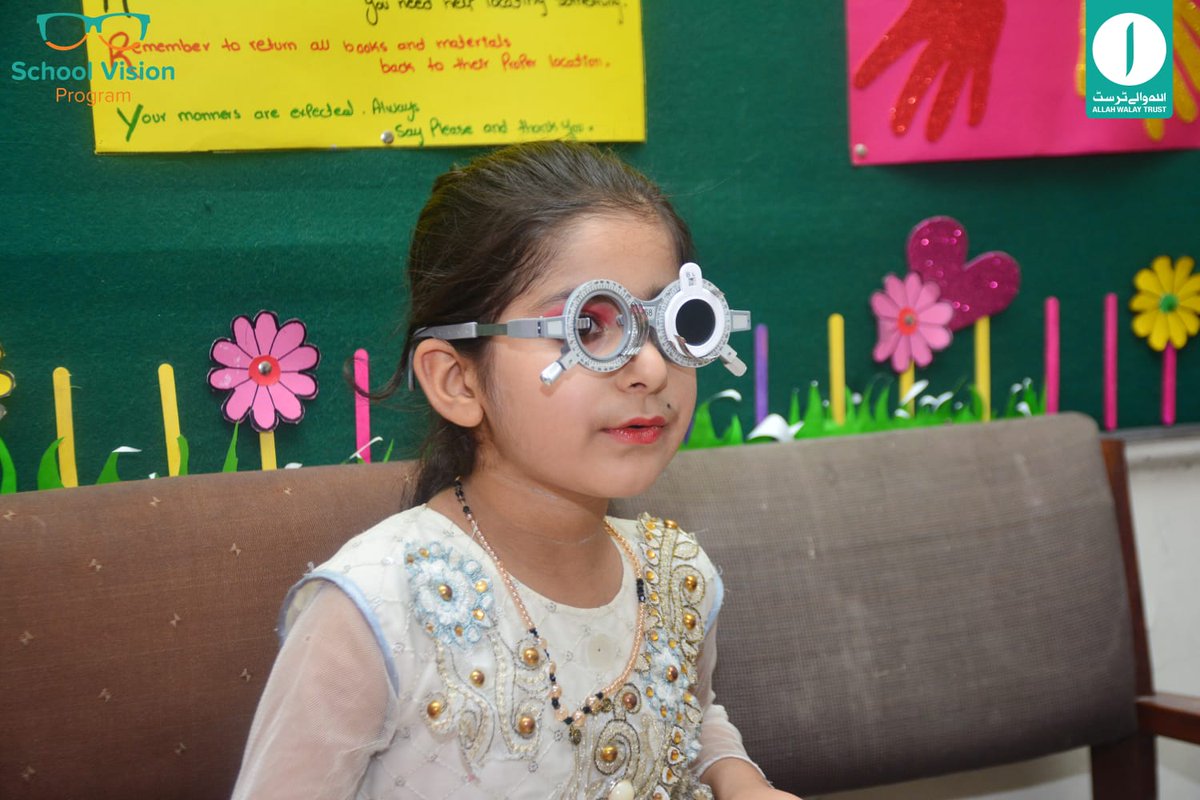 AllahWalayTrust's tweet photo. Allah Walay Trust's School Vision Team visited an orphanage in Islamabad and distributed free spectacles between them for better vision.
#Allahwalaytrust #impactofschoolmeal #schoolvisionprogram #donatenow #educationforall #PromotingEducation #helpinghands #ngo #orphanhouse https://t.co/1hpOaL6xtX