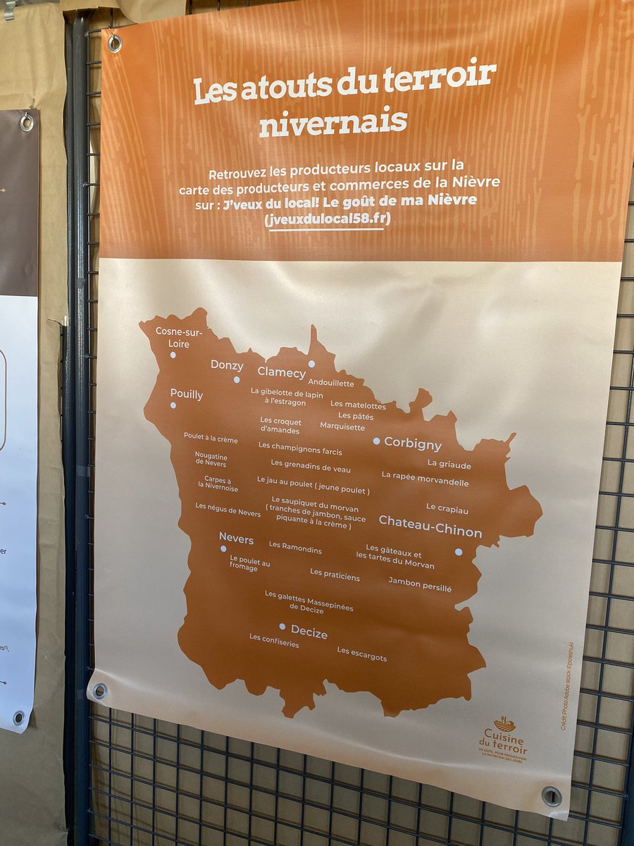 MMasrouby's tweet photo. Et si la cuisine du terroir permettait de lutter contre la #dénutrition ? C’est l’objet d’une exposition conçue avec des séniors nivernais. 
#mangermains #enrichissement 
#semainedeladenutrition #prevenir https://t.co/dpbSIQRkuu