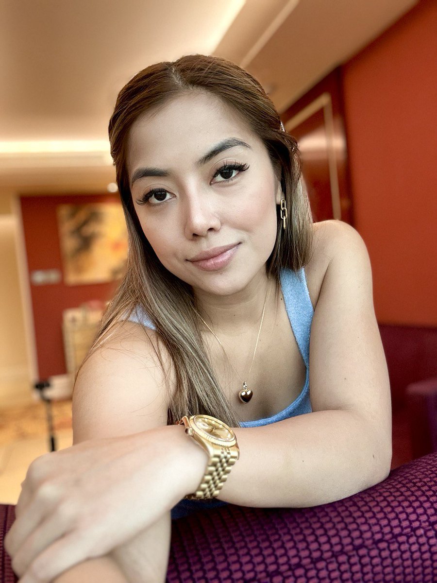 Oh wow.  2023 has been crazy - 

How are you Twitter, frens?... do we still say frens here?