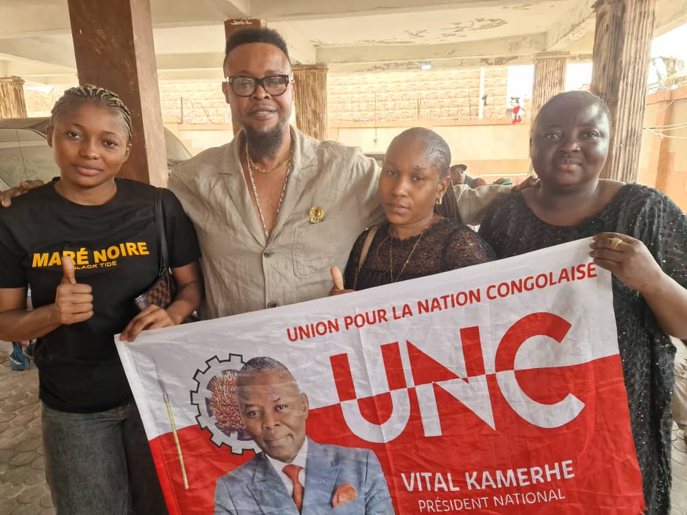 JeanEkila's tweet photo. MPN-UNC #MONT #AMBA

Il continue à se préparer pour la #bataille #électorale à venir. Il #consolide sa base pour tourner vers l'avenir.

NB. Le maréchal, Dr #Aime_Kabangu se bat pour matérialiser l'objectif 150 députés prôné par le SG @BillyKambale1. https://t.co/OpPjYZnuer