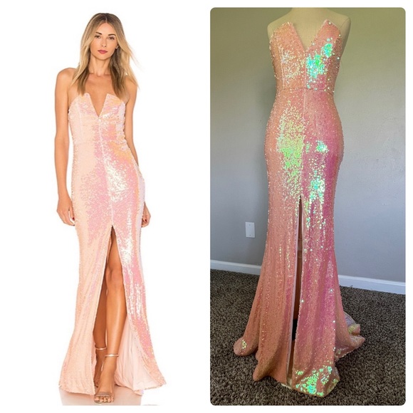Y0M3LiSS's tweet photo. So good I had to share! Check out all the items I'm loving on @Poshmarkapp #poshmark #fashion #style #shopmycloset #nbd #comfortcolors: https://t.co/SCuvRqaiIN https://t.co/tiVcDLRdxq