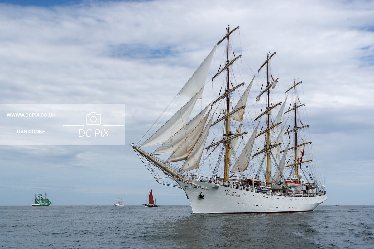 DC PIX LTD tweet media