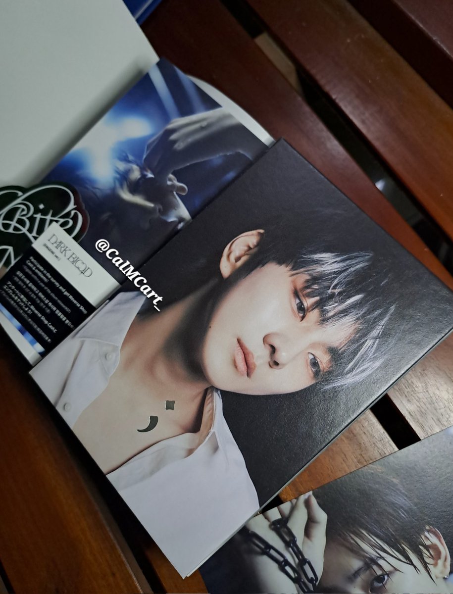 CalMCart_'s tweet photo. wts enhypen dark blood unsealed albums - complete inclus except no pcs. with unscanned qr.

available versions: 
- Half ver
- engene ver. sunoo and jungwon
x. sensi and impatient
○ 200 each- payo/ 1 week dop with nrdp 

🔖unsealed enhypen db albums half engene sunoo jungwon wts https://t.co/my0rBYZQ79