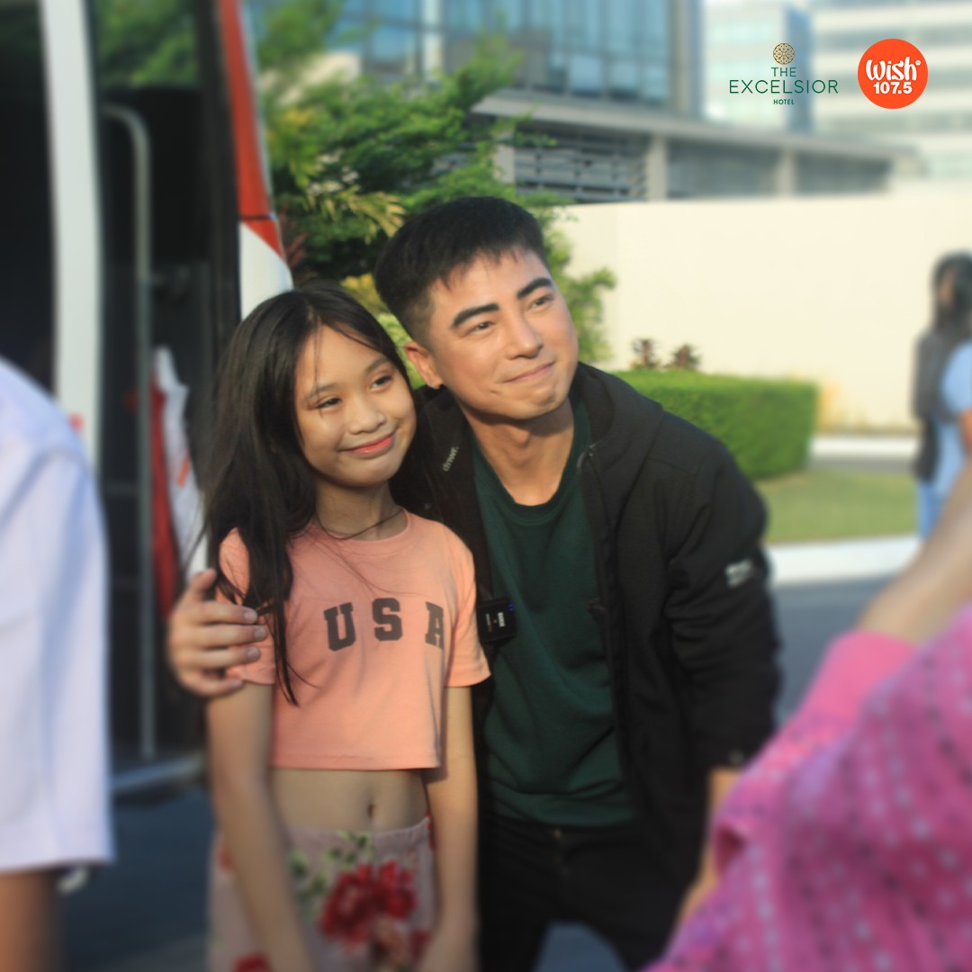 Excelsior_LP's tweet photo. Thank you for a wonderful wish bus live performance @KenzoOrtiz for yesterday's roadshow. See you again soon! https://t.co/eK7Xdy2hfi