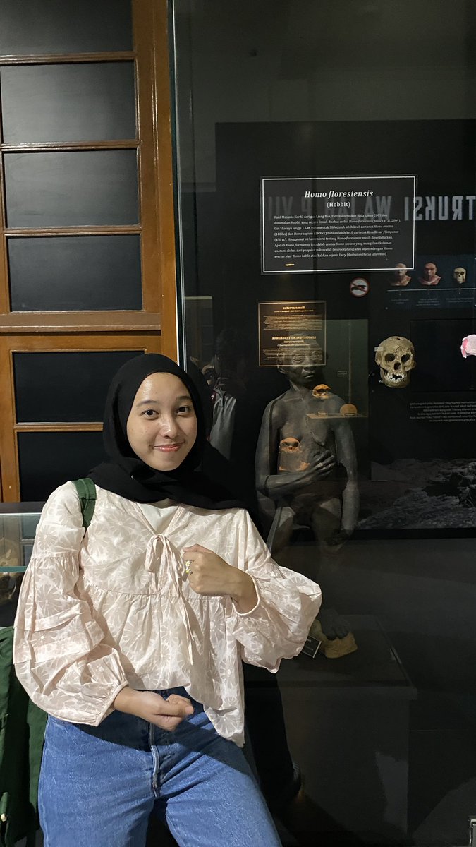 wargaasean's tweet photo. #qvlog bersama paleosundanicus https://t.co/rPaz5FYyVo