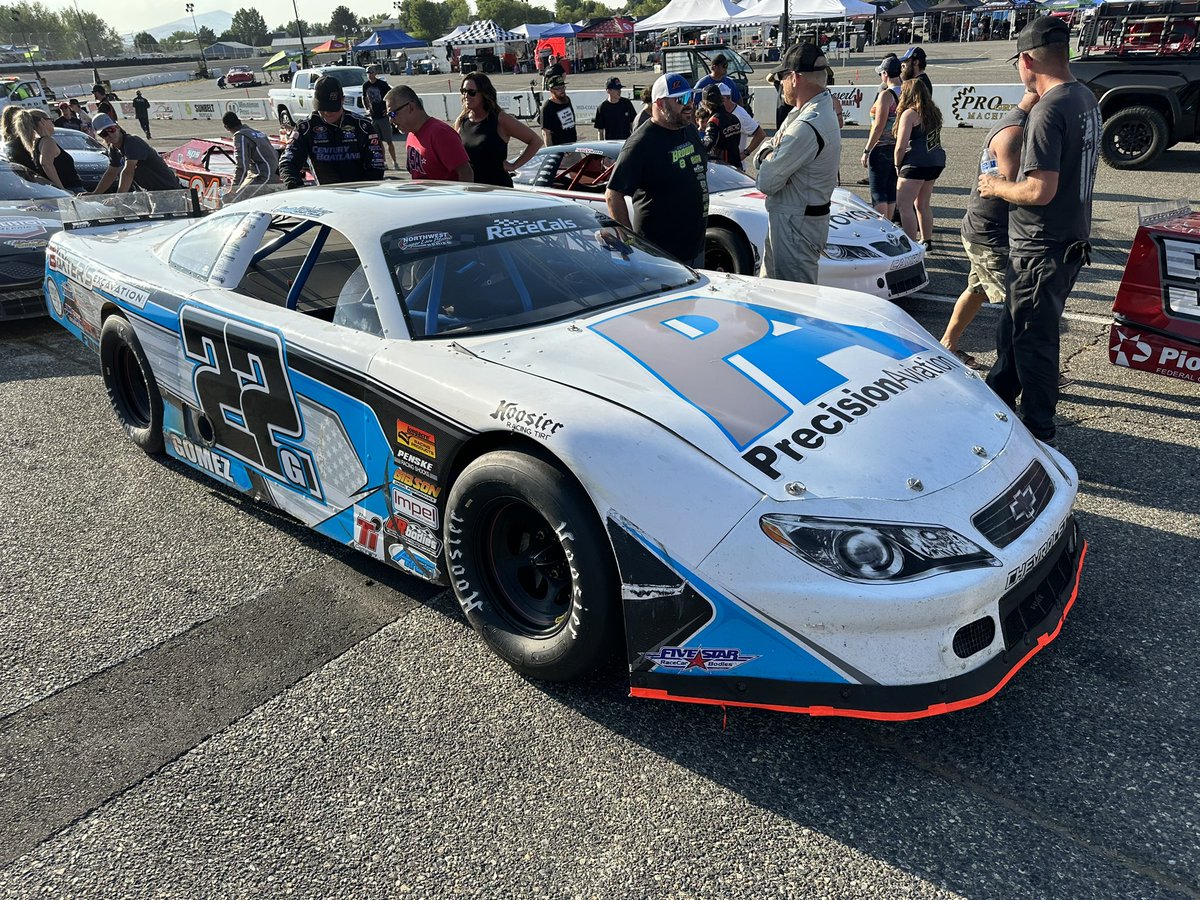 alecdaffin48's tweet image. Giant rolling billboards! Northwest @nwslms #TCR #NWSLMS #shortrack #superlatemodels