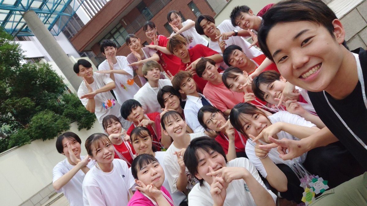 sojo_kazaguruma's tweet photo. 【活動報告】
7月8日(土)に華咲流舞wonderful通称かざワンを行いました！

白組赤組とチームを分けて障害物競走や玉入れなど対戦形式で色々なゲームをやって凄い楽しかったです！！！！！

かざワンを通して白組赤組関係なく華咲流舞皆の絆が���に強くなってるのを感じました💪✨ https://t.co/OPFKnuOVqT