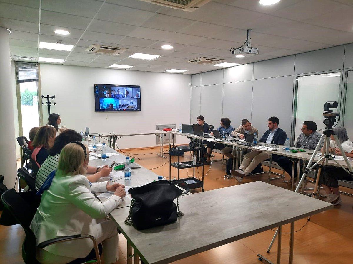 What a great time at #RoboAquaria's inaugural event in Nicosia! 🚀🇨🇾

Hosted by CARDET, this meeting between academics, researchers, and practitioners aims to promote #STEM and #environmentalawareness. 🌊

Stay tuned for more!

#Edtech #STEMeducation