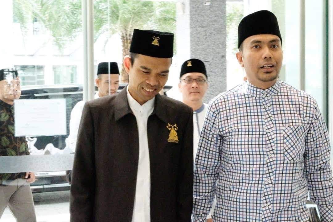 ayimrazakss's tweet photo. Siri jelajah Ustaz Abdul Somad ke Malaysia bermula pada 13 - 16 Julai 2023

13 Jul 2023
• Dataran Ayer Keroh, Melaka 9.00 malam

14 Jul 2023
• Masjid Negeri Shah Alam 9.00 pagi
• Stadium TLDM LUMUT, Perak 8.30 malam https://t.co/JWBOfxuaOH