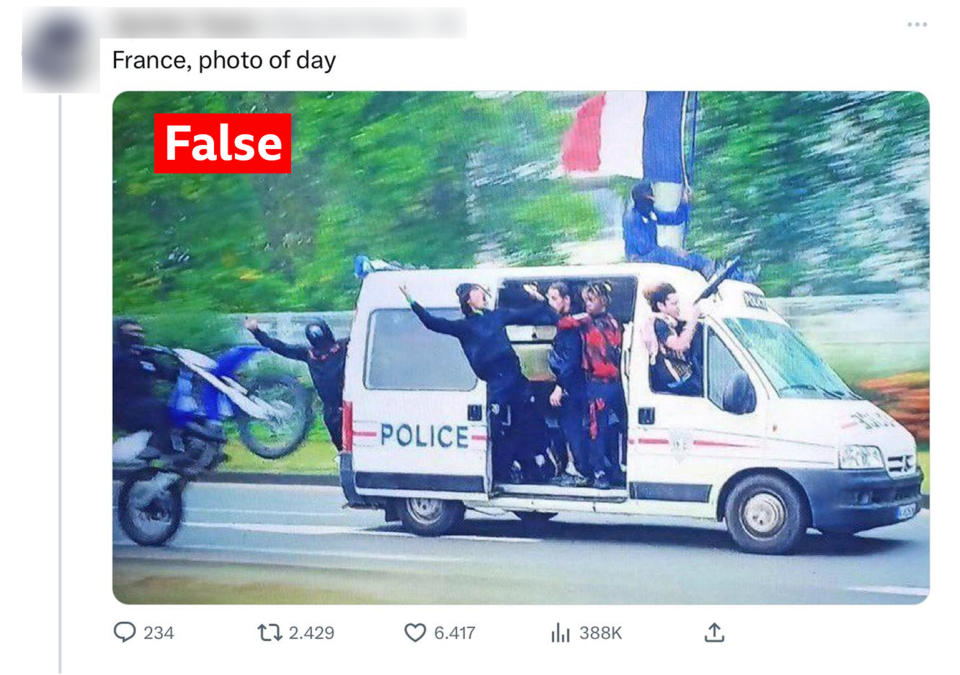ImUrCity's tweet photo. 1/10: The recent riots in France have highlighted a fascinating intersection of #FactualReality & #FictionalReality, blending into what we might call #FluidReality or #FactionalReality.
This convergence shows us how the reality blend can be shaped by biases & interests. ๐ซ๐ท๐ฅ https://t.co/wgOJlslHIW