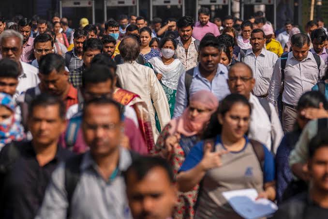 real_nineoclubs's tweet photo. @JEChalmers @AlboMP @AustralianLabor More Australians are in work..
Of course. Your mass immigration program ensures there’s more Australians than ever before. So having more ‘in work’ is meaningless.
Meanwhile, mass immigration drives inflation and our chronic housing crisis.
End mass immigration!
#NewLabor https://t.co/EwL9N39kdG
