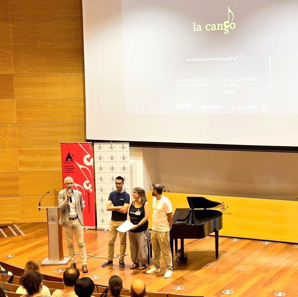 Associació AEMCAT tweet media