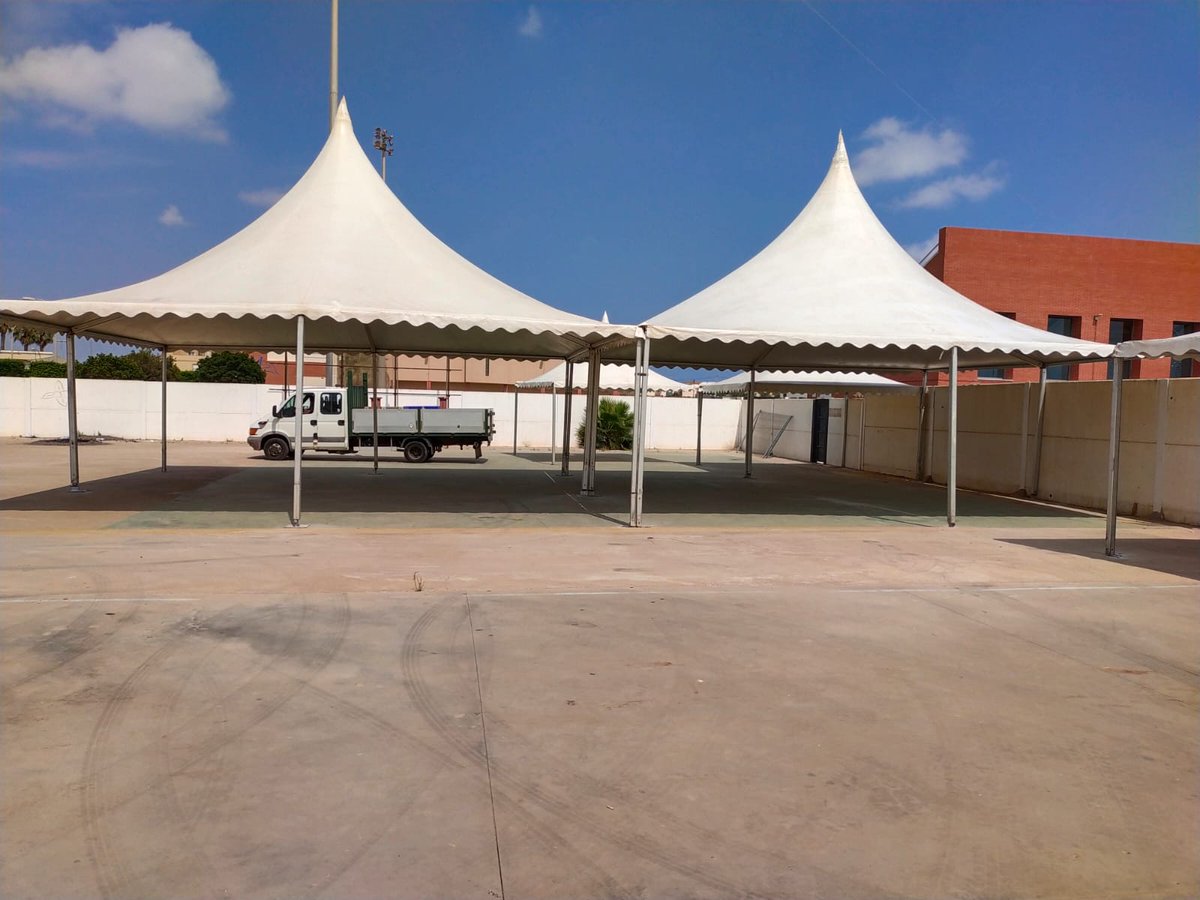 garimareventos's tweet photo. #eventos2023 #jaimas #carpasparaeventos #WC #Adra #mesas #sillas #roquetasdemar #lucesled #lucesdecorativas https://t.co/fJBVsq5Q5D
