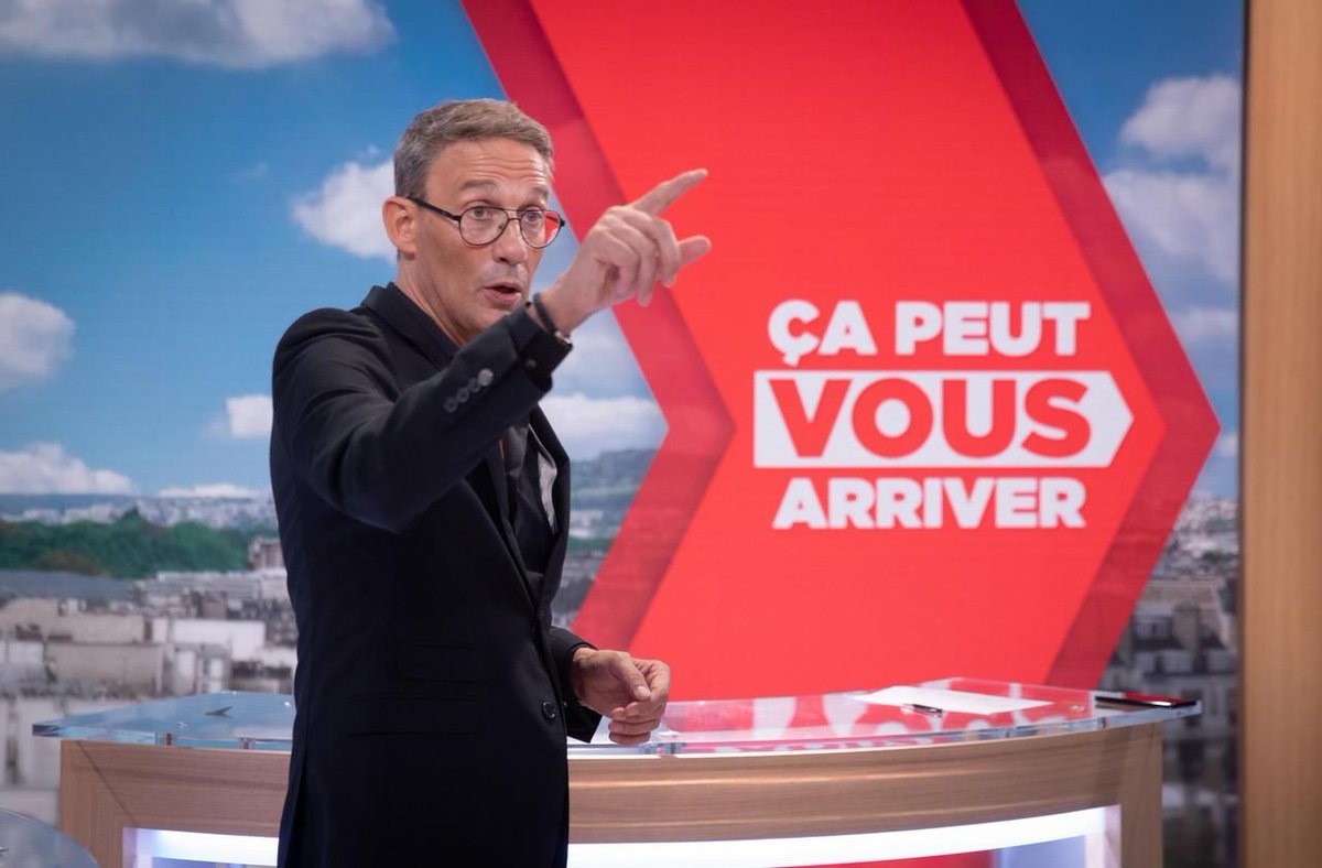 NMalaboeuf's tweet photo. Classement #TVNOTES2023 de @puremedias/@RTLFrance des émissions de société de la saison :
🥇 #CCA sur @France2tv (21%)
🥈 #LesRencontresDuPapotin sur @France2tv (13%)
🥉 #CPVA sur @M6 (13%)
4⃣ #UnDimancheALaCampagne sur @France2tv (11%)
5⃣ #AppelÀTémoins sur @M6 (9%) https://t.co/esW8b7dtFt