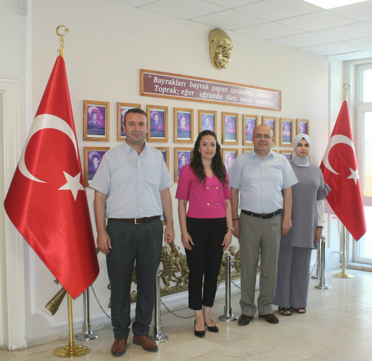 Susurluk İlçe Nüfus Müd (@susurlukmud) on Twitter photo 11 Temmuz Dünya Nüfus Günü münasebetiyle Sayın Kaymakamımız Muammer KÖKEN makamında bizleri kabul etmiş doğum belgesi takdim edilmiştir. Nazik kabullerinden dolayı teşekkür ederiz.
#hayatinizinheraninda
<a href="/TCNufus/">Nüfus ve Vatandaşlık İşleri Genel Müdürlüğü</a> <a href="/sefikaygol/">Şefik AYGÖL</a> <a href="/Balikesir_nvi/">Balıkesir İl Nüfus ve Vatandaşlık Müdürlüğü</a> <a href="/MahmutKececi61/">🇹🇷Mahmut KEÇECİ🇹🇷</a> <a href="/TC_Susurluk/">T.C. Susurluk Kaymakamlığı</a> <a href="/mktrky/">Muammer Köken</a> 11 Temmuz Dünya Nüfus Günü münasebetiyle Sayın Kaymakamımız Muammer KÖKEN makamında bizleri kabul etmiş doğum belgesi takdim edilmiştir. Nazik kabullerinden dolayı teşekkür ederiz.
#hayatinizinheraninda
<a href="/TCNufus/">Nüfus ve Vatandaşlık İşleri Genel Müdürlüğü</a> <a href="/sefikaygol/">Şefik AYGÖL</a> <a href="/Balikesir_nvi/">Balıkesir İl Nüfus ve Vatandaşlık Müdürlüğü</a> <a href="/MahmutKececi61/">🇹🇷Mahmut KEÇECİ🇹🇷</a> <a href="/TC_Susurluk/">T.C. Susurluk Kaymakamlığı</a> <a href="/mktrky/">Muammer Köken</a>