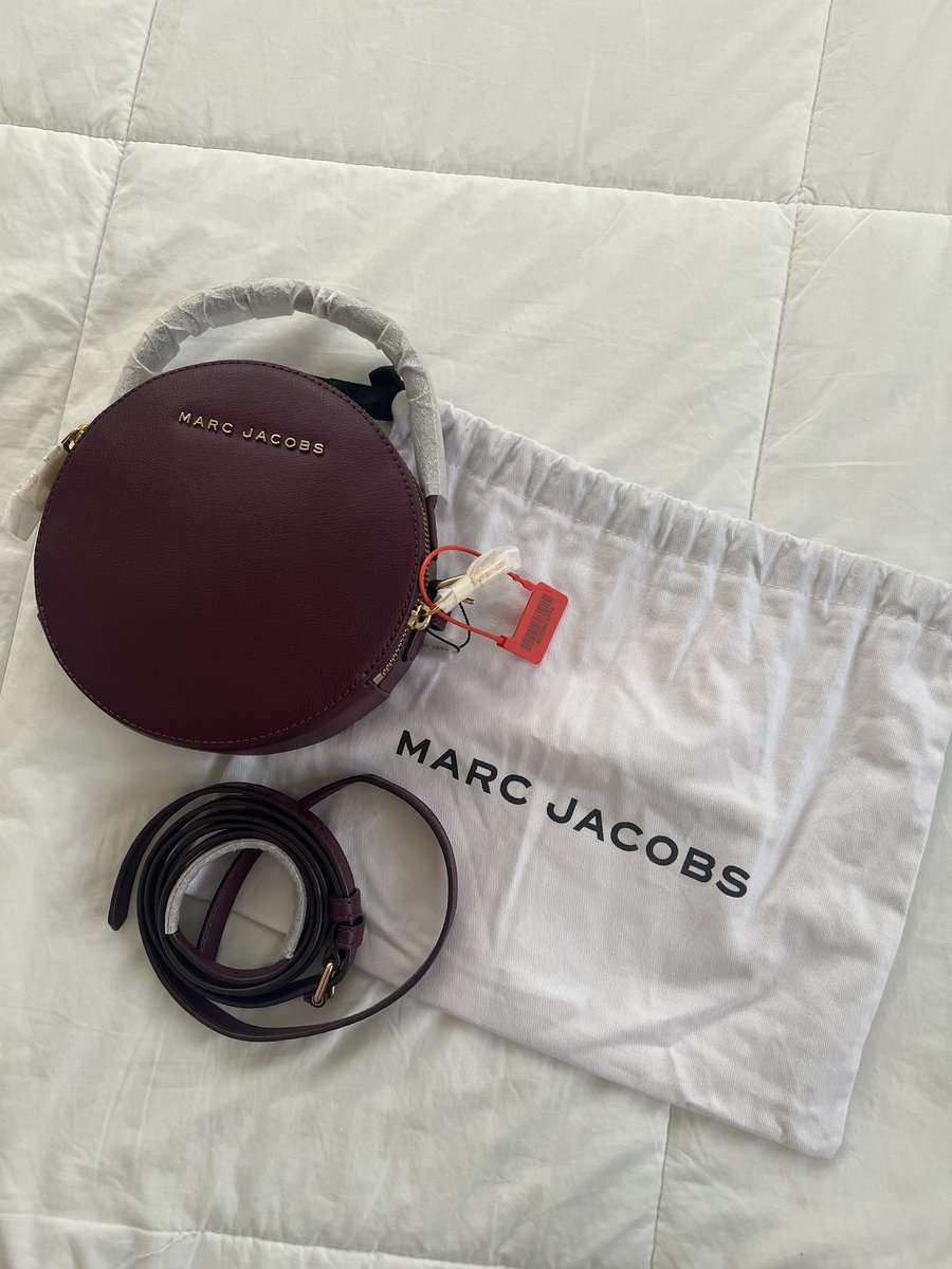 TuazonMiriam_'s tweet photo. hiii im selling most of my bags &amp; other brand new ones https://t.co/P6O0lBXKQP
