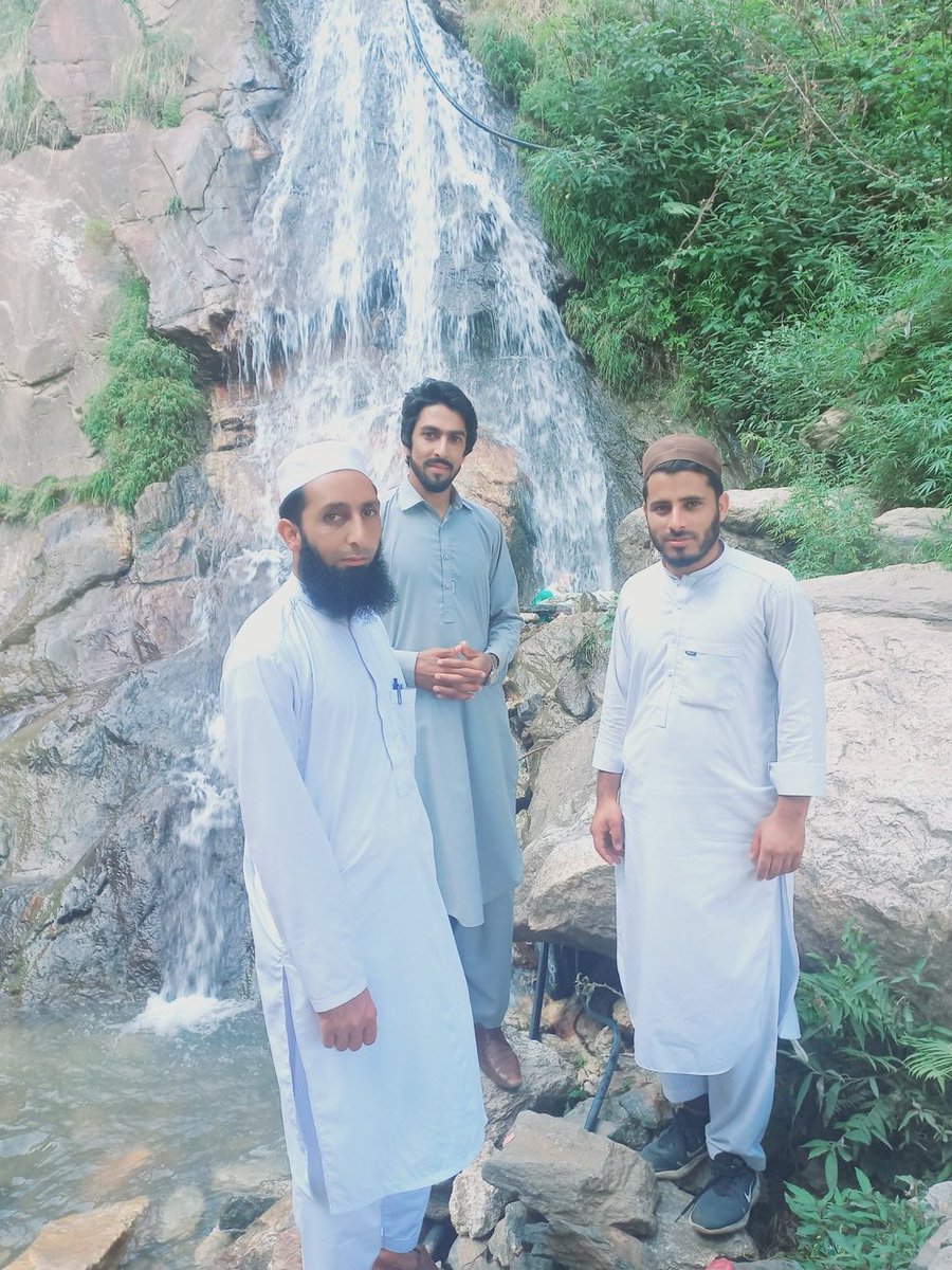 HidayatUlHaq96's tweet photo. With Abdur Rashid Sir and Sheroz Gul sir.... https://t.co/00mwRPomDN