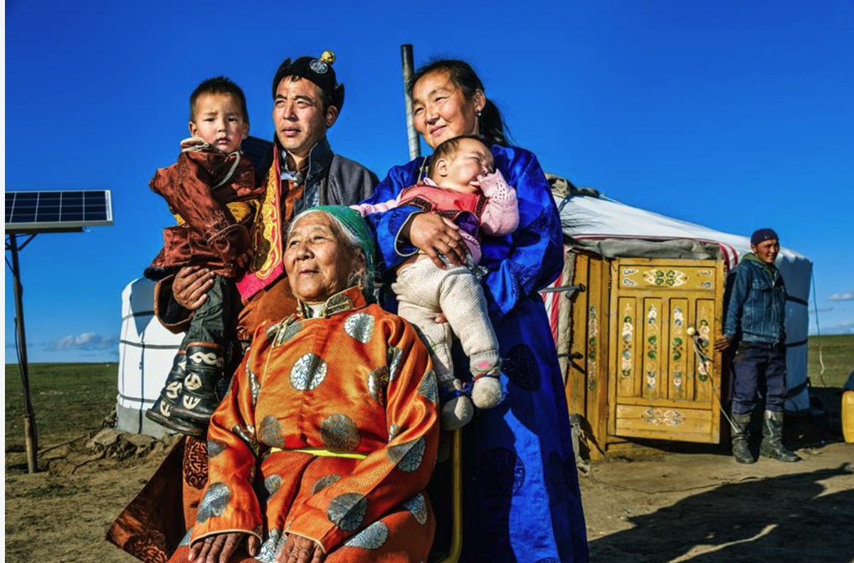 On this #WorldPopulationDay, read our #BMJ editorial calling for policies and services to help people achieve their fertility desires: "everyone should be empowered to make an informed decision regarding if, how many &amp; when to have children."
#WPD2023 
▶️gh.bmj.com/content/8/4/e0…