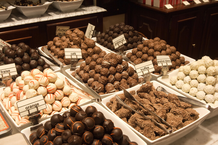 Indulge In Sweet Bliss: Top 5 Chocolate Tours Around The World.

Chocolate, a beloved treat cherished by people of all ages, has a rich and fascinating history. If you’re a true chocolate aficionado or simply......

Read more: thedope.news/indulge-in-swe…