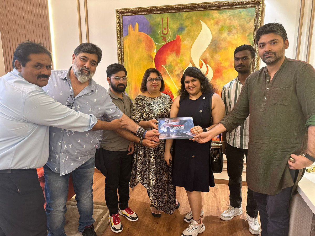KomalNahta's tweet photo. Team #Ebina #OperationAMG had several meetings with national-level leaders including Dy CM Sh @Dev_Fadnavis and BJP National Treasurer Sh @mrajeshagrawal . They appreciated the depth of research and efforts. Team Ebina/OpAMG also met students to gather info on their harrowing experience to exit the #RussiaUkrainewar zone and the team has also recced locations in Armenia. Good Going @EbinaEntertainment Operation AMG. We hope the film translates the emotions and experience of #sixteenthousand #Indianstudents onto celluloid well. The movie boasts a talented team, with Nitu Joshi & L.P. Rai as the producers, Sunil Tiwari as the co-producer, and Dhruv Lather as the director. The screenplay is written by Sameer Arora.
#OperationAMGUkrainewar #operationamg #operationganga #russsiaukrainewar #16000Indiastudent
@Dev_Fadnavis @mrajeshagrawal @ebina_ent @nitujoshi_india @filmy_dhruv @bjp4India @bjp4maharashtra