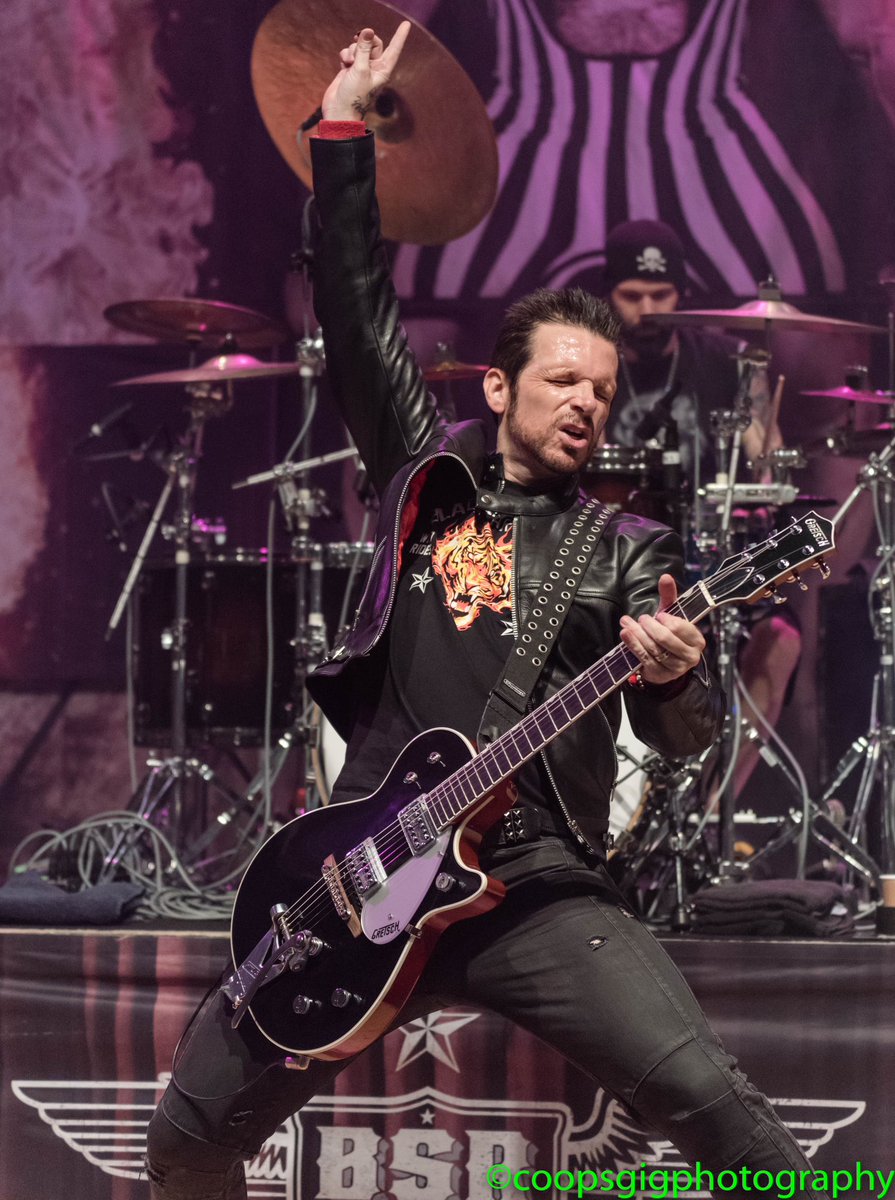 gary cooper tweet media